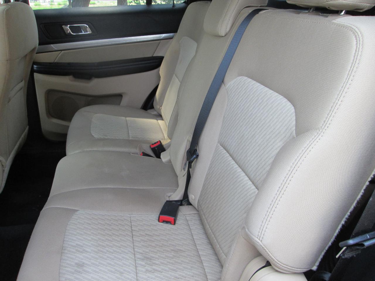 Ford Explorer Base 4WD 2017