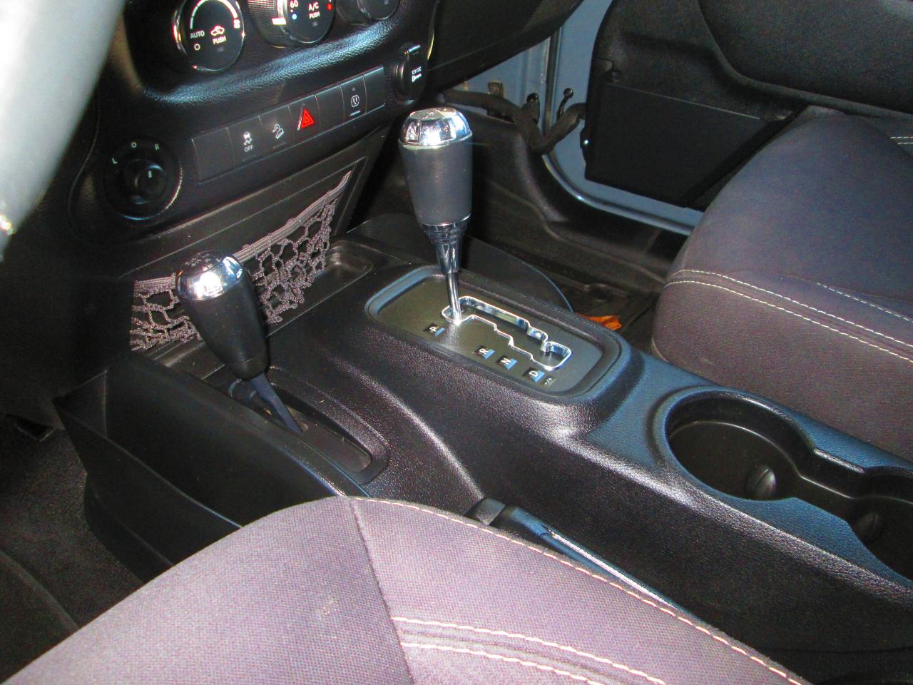 Jeep Wrangler Unlimited 4WD 4dr Rubicon 2014
