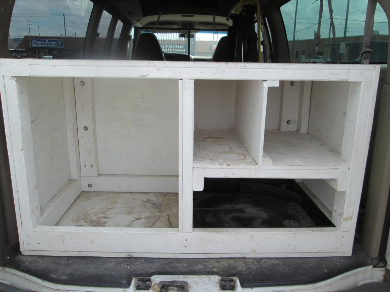 Chevrolet Express Van 3500 155" WB 2000