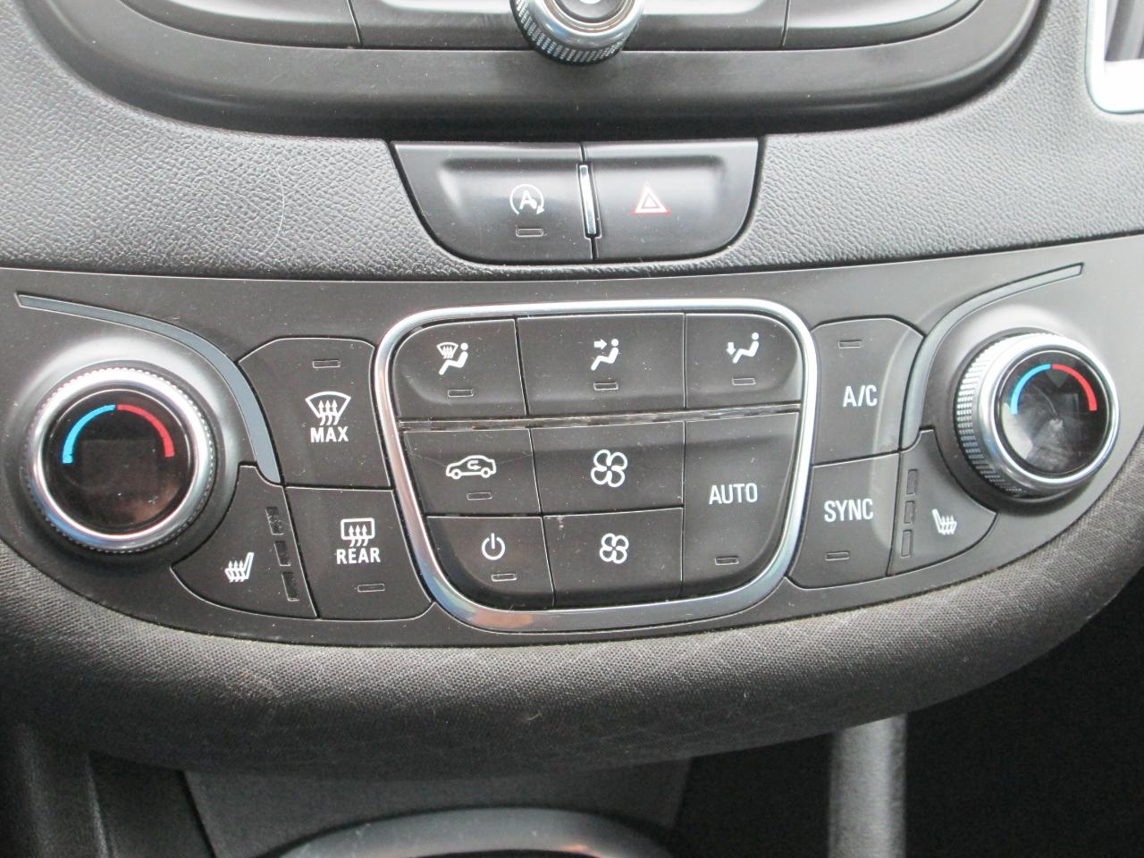 Chevrolet Malibu 4dr Sdn LT 2021