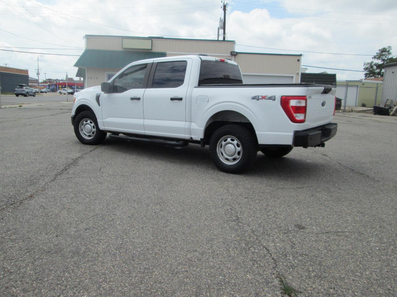 Ford F-150 XL 4WD SuperCrew 5.5' Box 2022