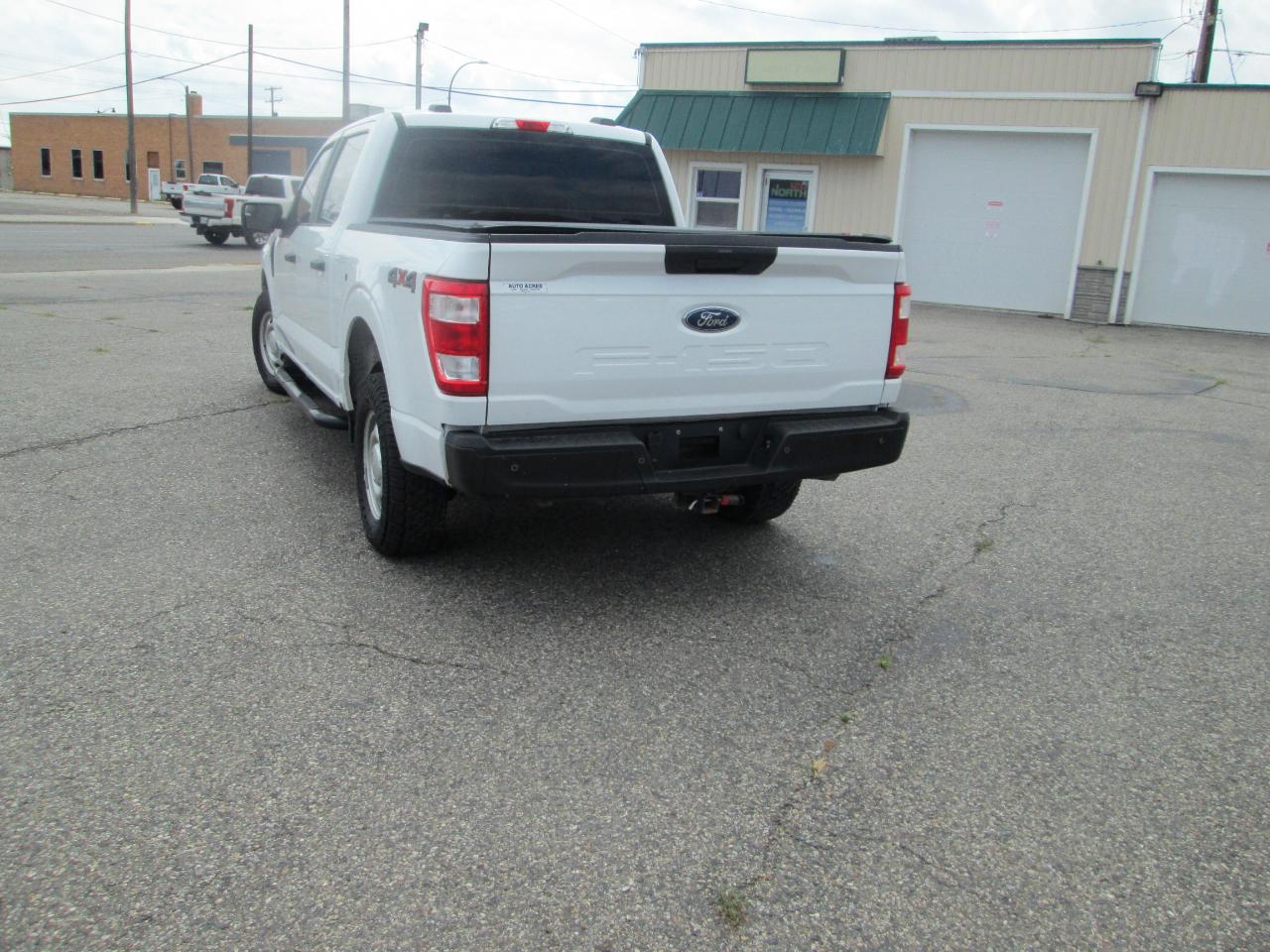 Ford F-150 XL 4WD SuperCrew 5.5' Box 2022