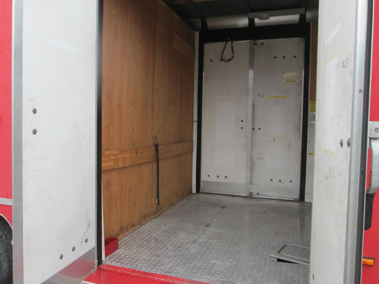 Wells Cargo Cargo Wagon  1995
