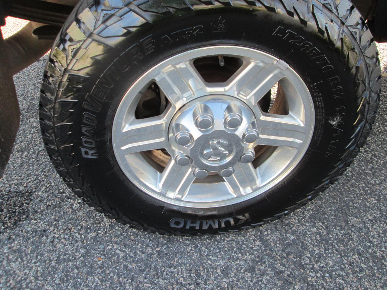 RAM 3500 4WD Mega Cab 160.5" Laramie 2011
