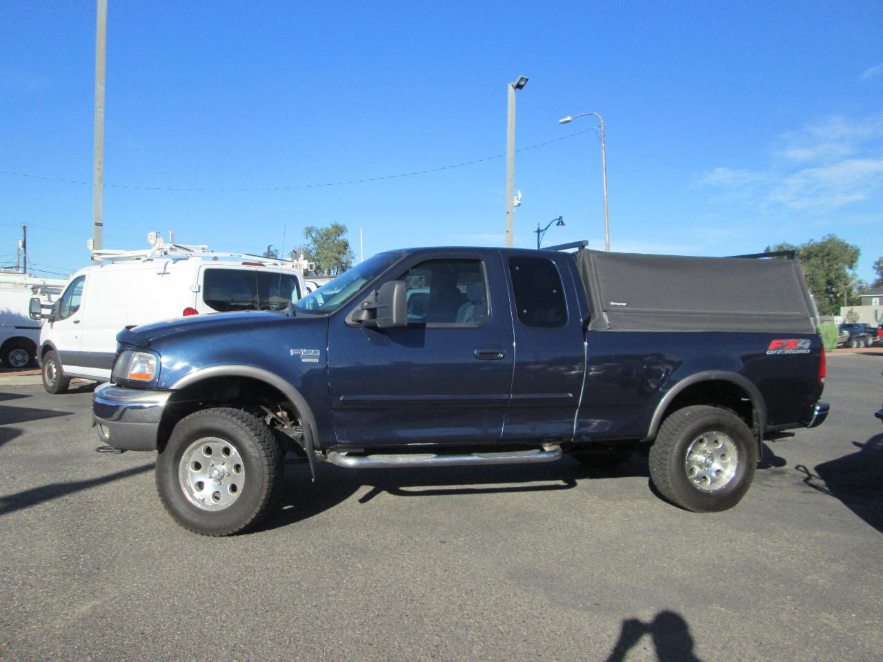 2003 Ford F-150 Supercab 139" XLT 4WD