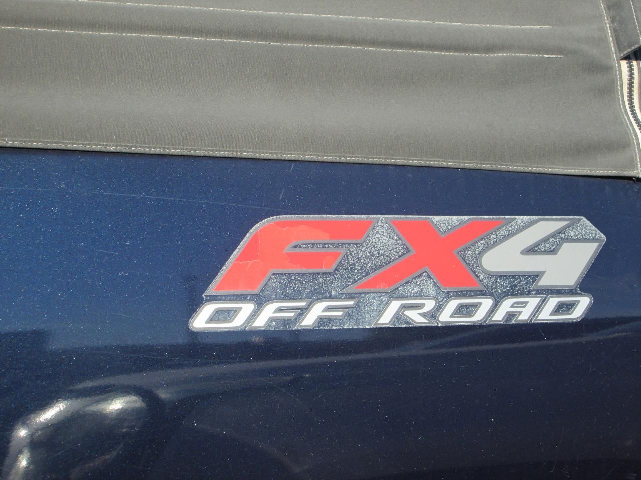 Ford F-150 Supercab 139" XLT 4WD 2003