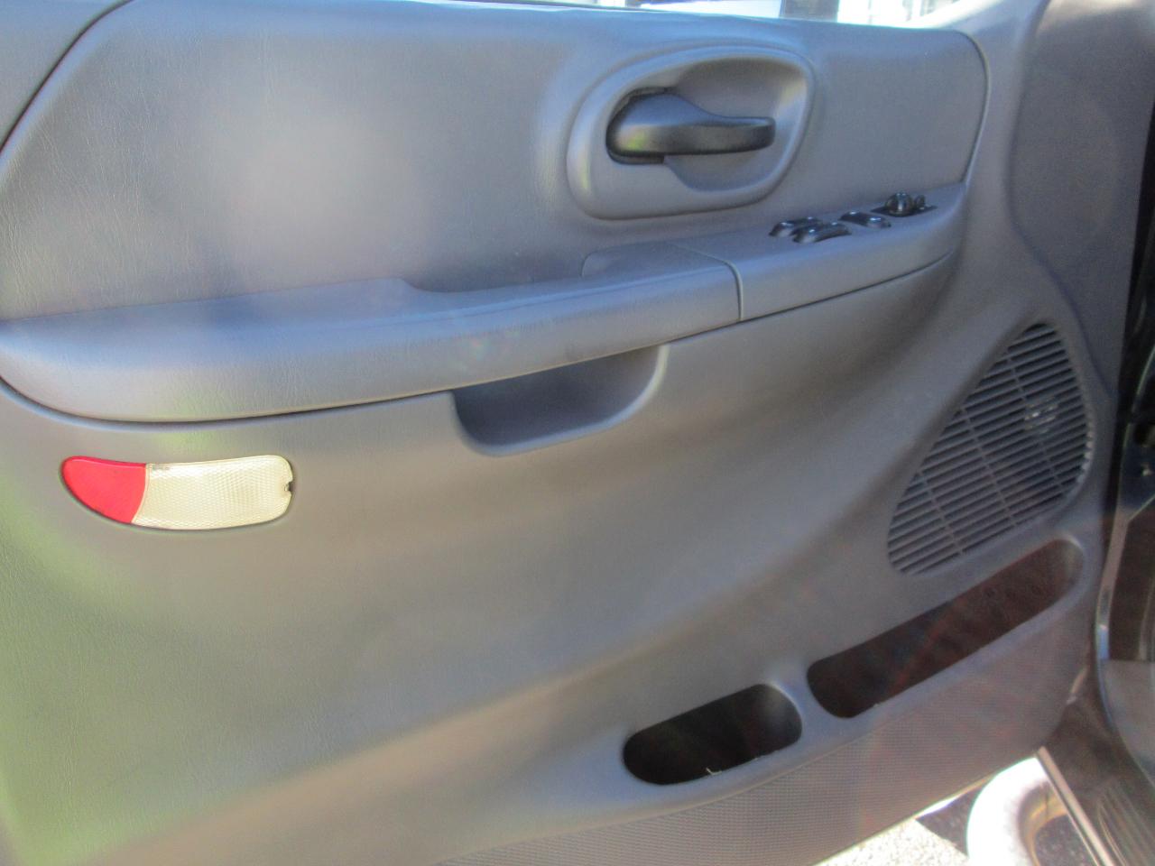 Ford F-150 Supercab 139" XLT 4WD 2003