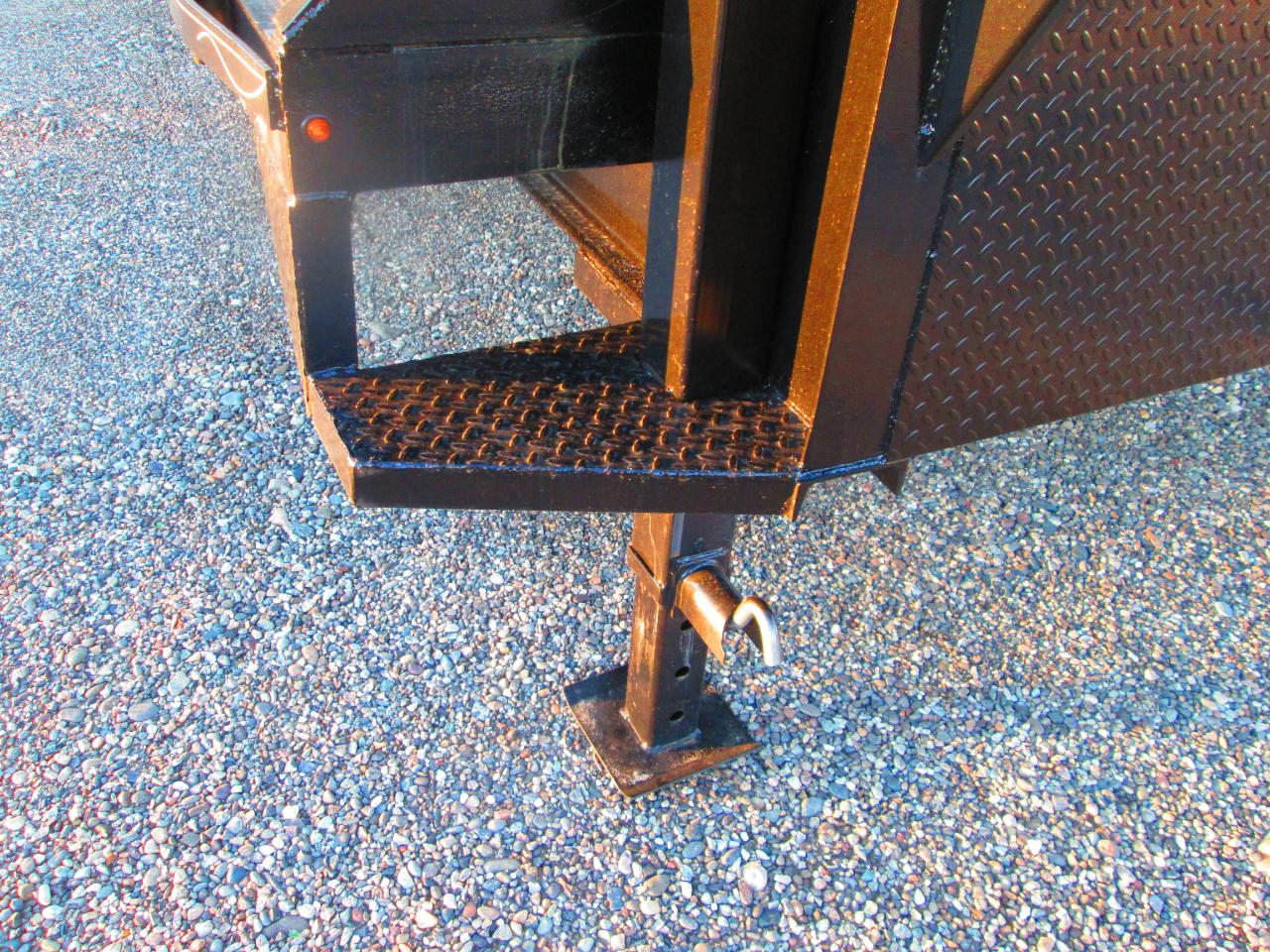 Kiefer Manufacturing Flatbed  2027