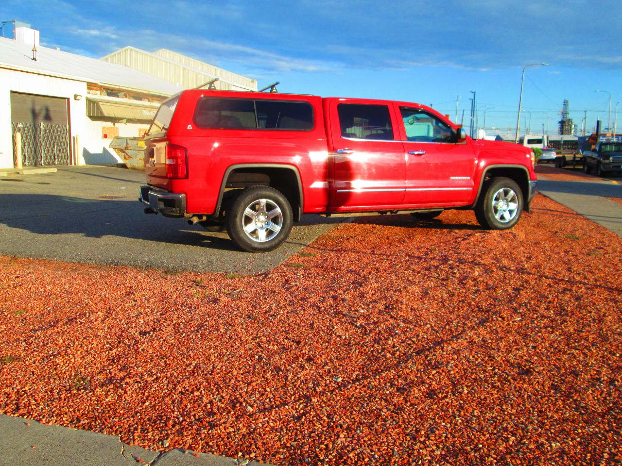 GMC Sierra 1500 4WD Crew Cab 143.5" SLT 2014