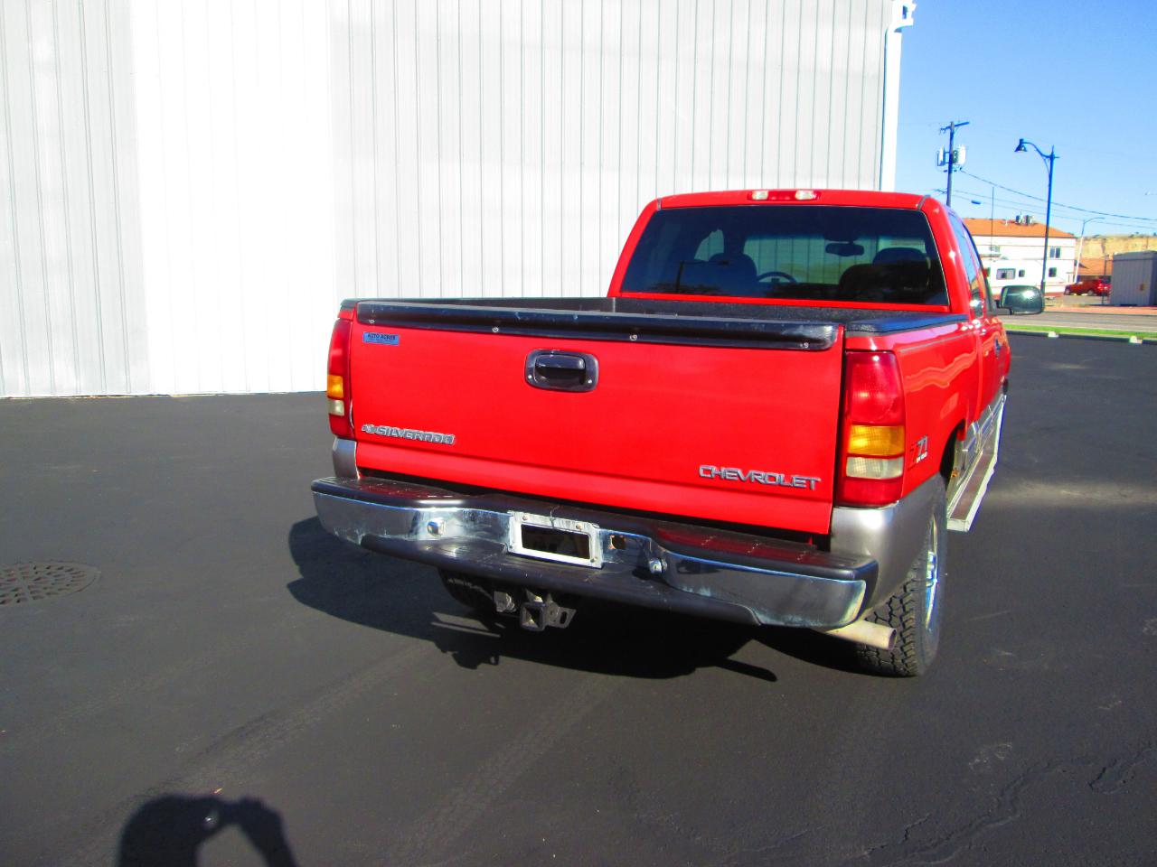 Chevrolet Silverado 1500 Ext Cab 143.5" WB 4WD LS 2001