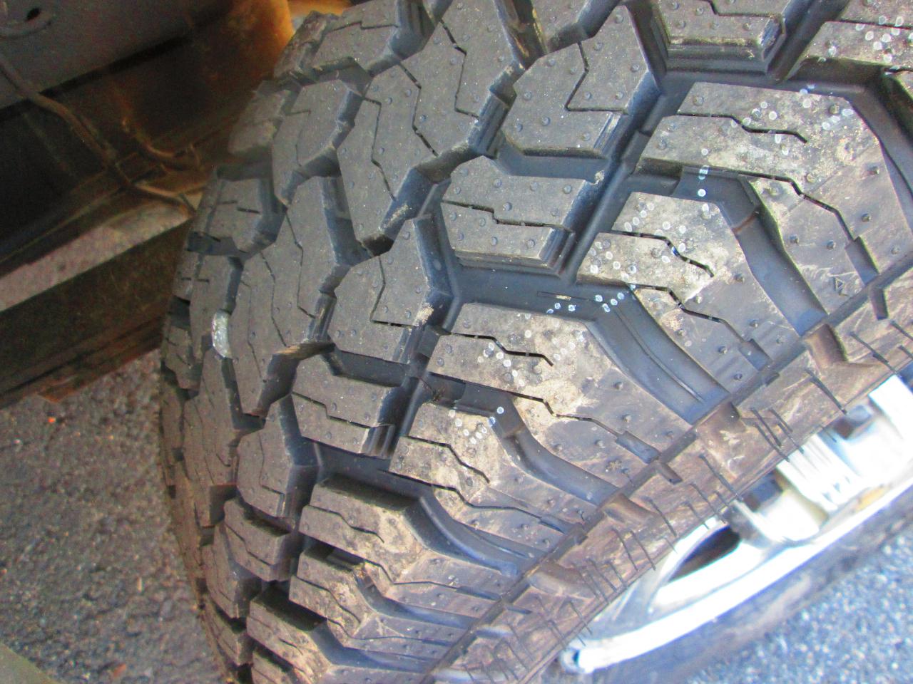 Chevrolet Silverado 1500 Ext Cab 143.5" WB 4WD LS 2001