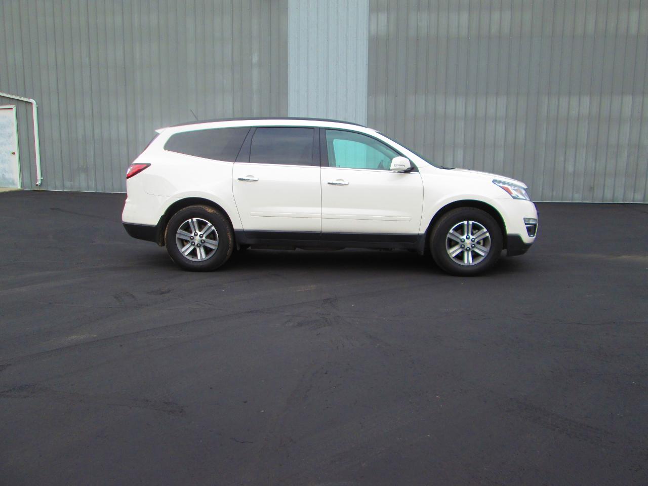 Chevrolet Traverse AWD 4dr LT w/1LT 2015