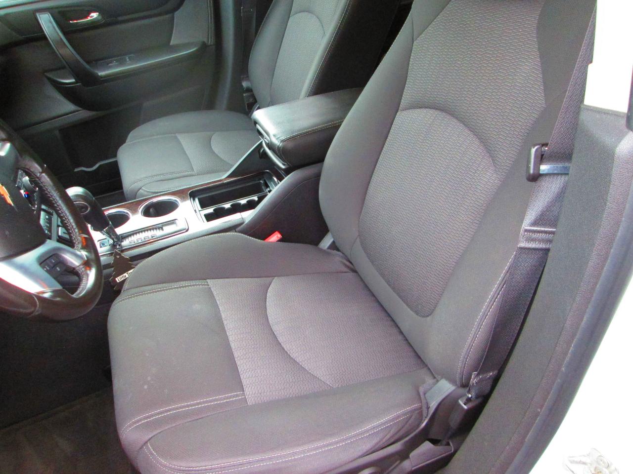 Chevrolet Traverse AWD 4dr LT w/1LT 2015