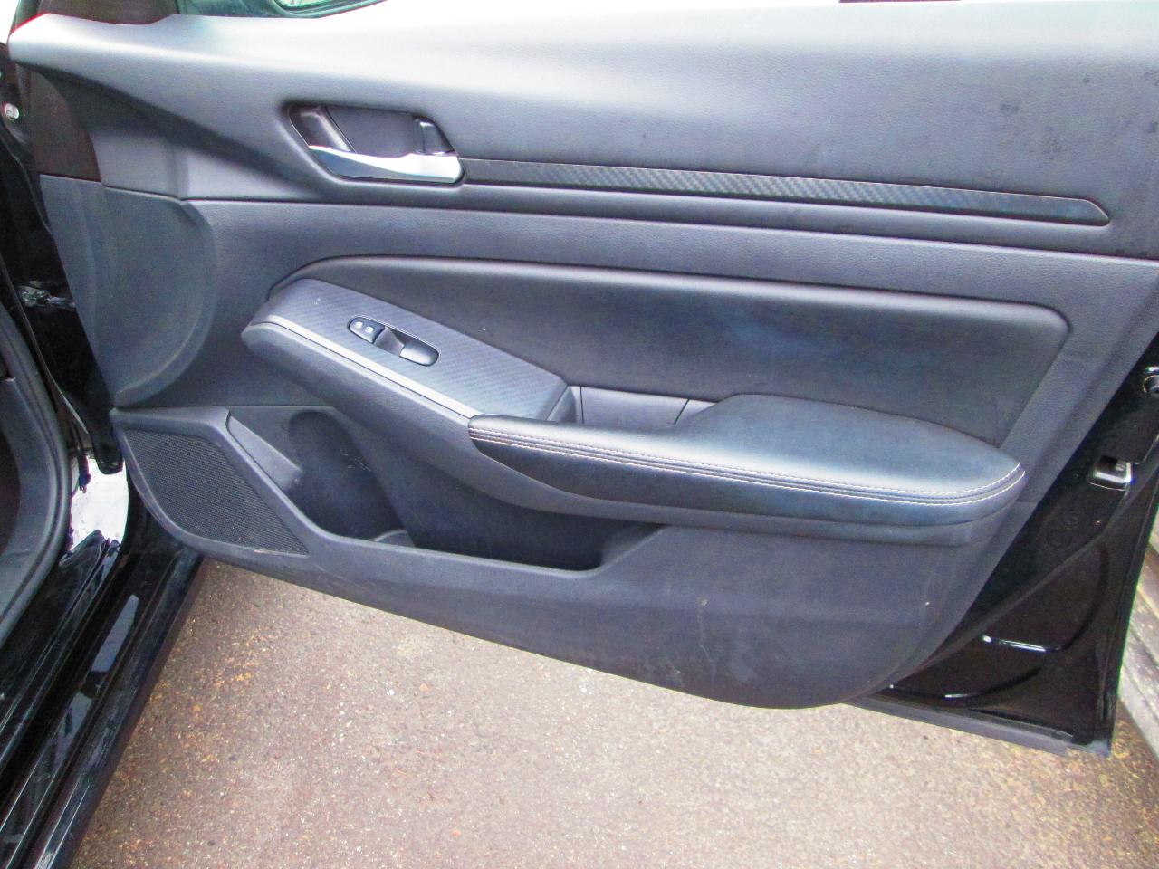 Nissan Altima SV AWD 2025