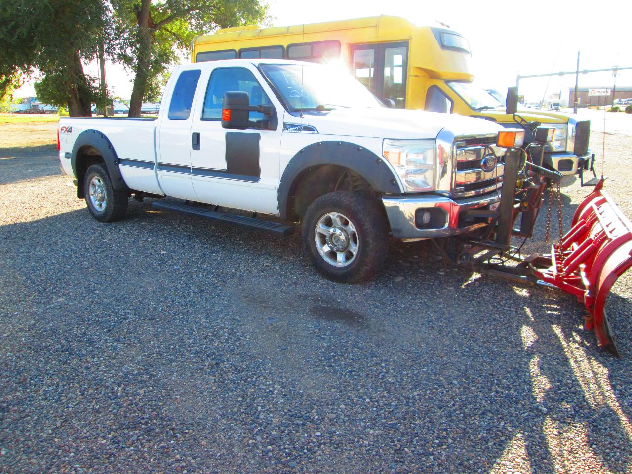 Ford Super Duty F-250 SRW 4WD SuperCab 158" XL 2014