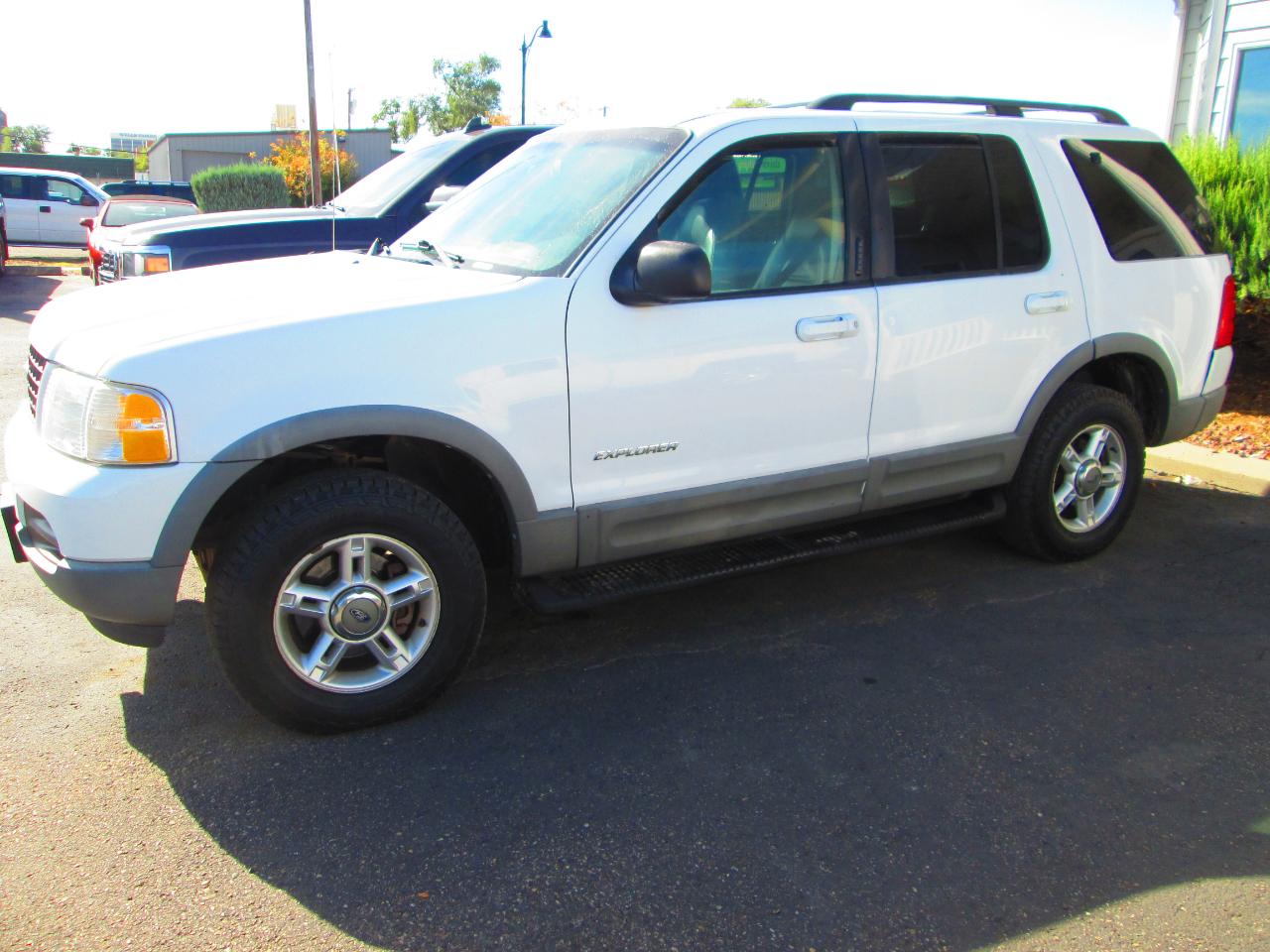 Ford Explorer 4dr 114" WB XLT 4WD 2002