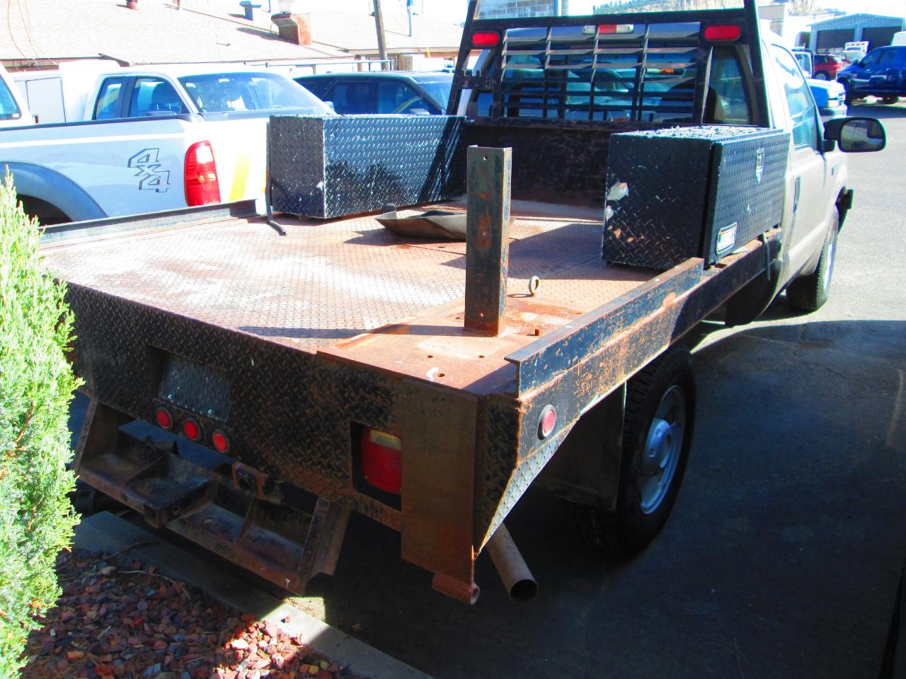 Ford Super Duty F-250 2WD Reg Cab 137" XLT 2007