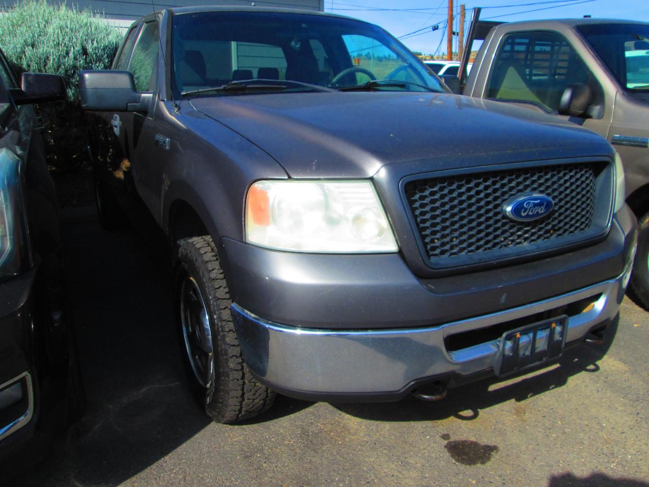 Ford Super Duty F-250 2WD Reg Cab 137" XLT 2007