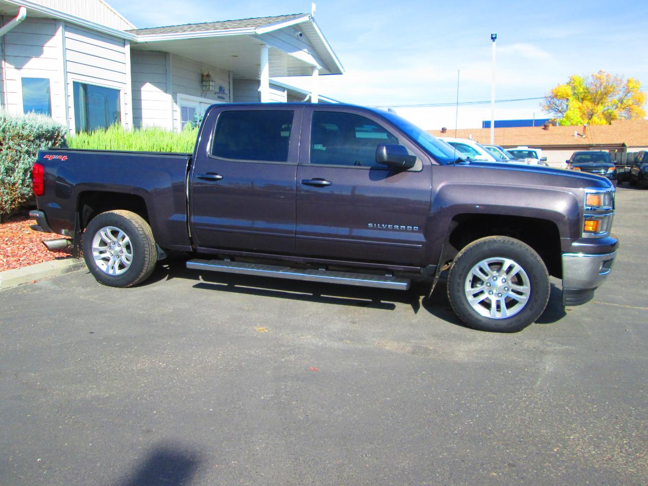 2015 Chevrolet Silverado 1500 4WD Crew Cab 143.5" LT w/1LT