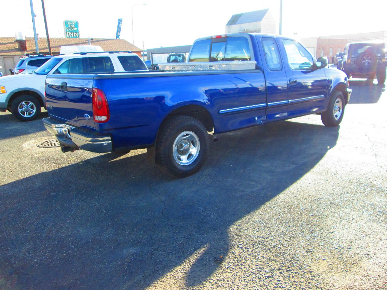 Ford F-150 Supercab 139" 1997