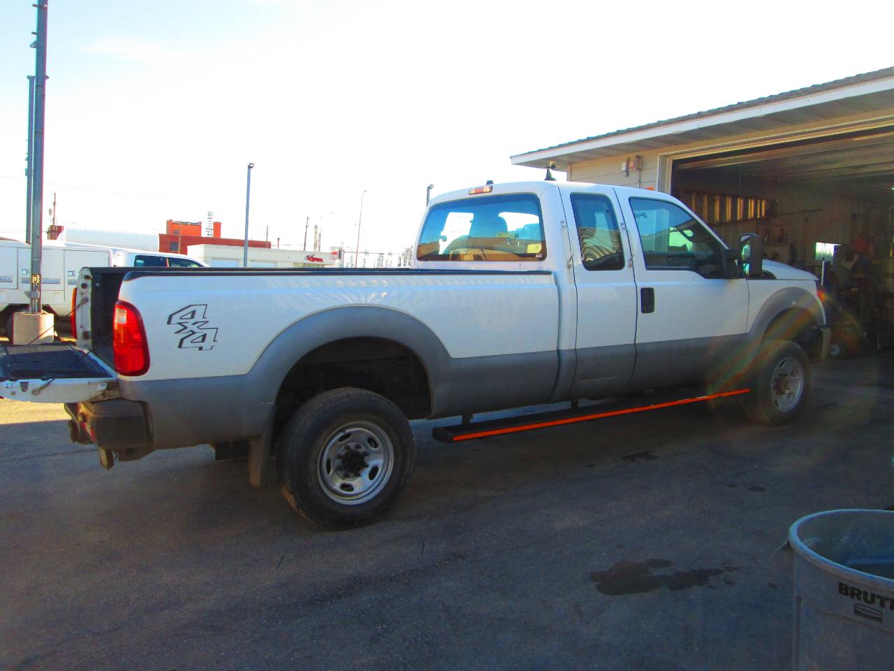 Ford Super Duty F-250 SRW 4WD SuperCab 158" XL 2015