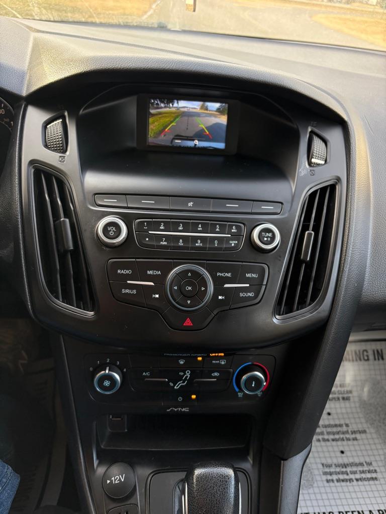 Ford Focus SE Sedan 2018