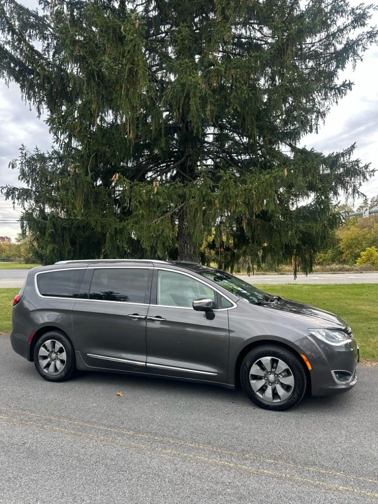 Chrysler Pacifica Hybrid Limited 2018
