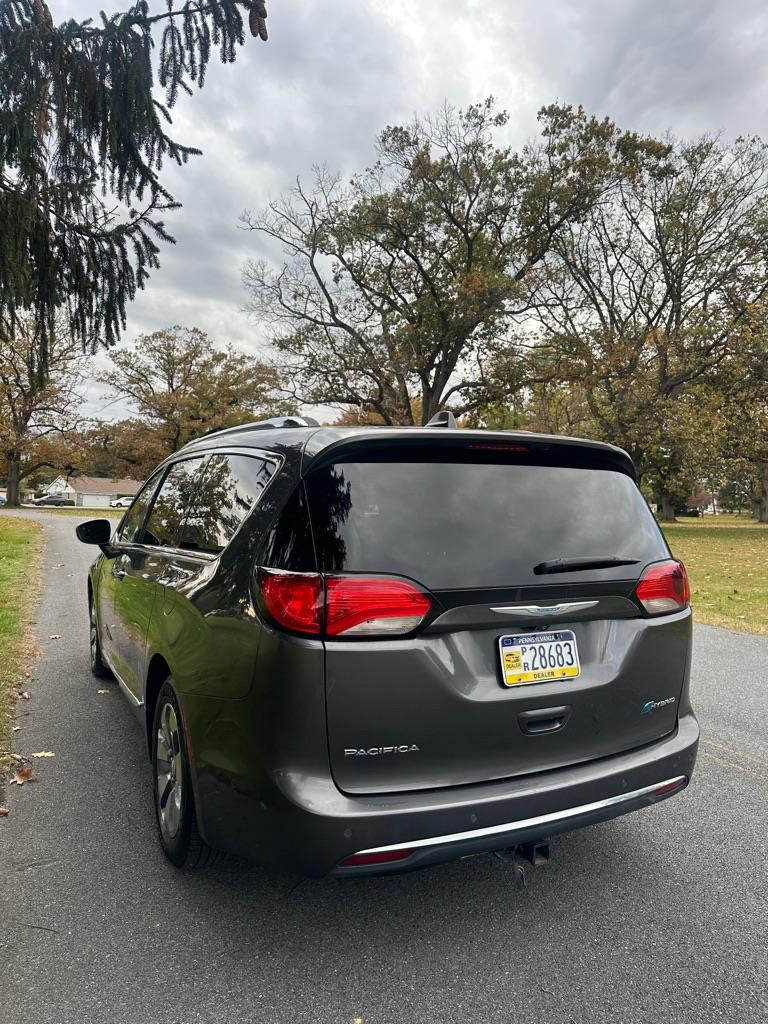 Chrysler Pacifica Hybrid Limited 2018