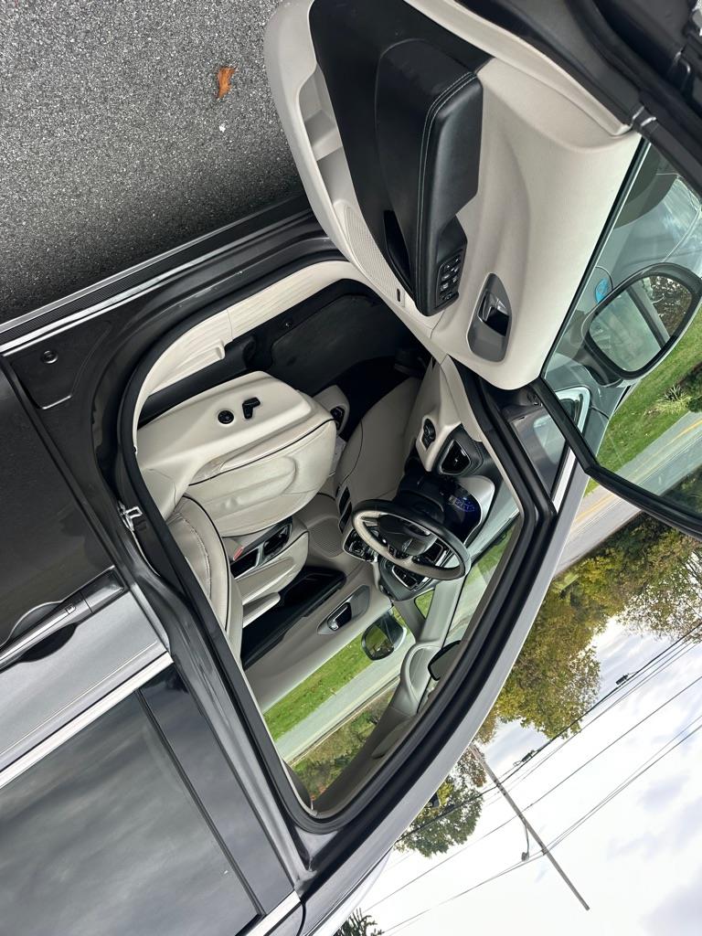 Chrysler Pacifica Hybrid Limited 2018