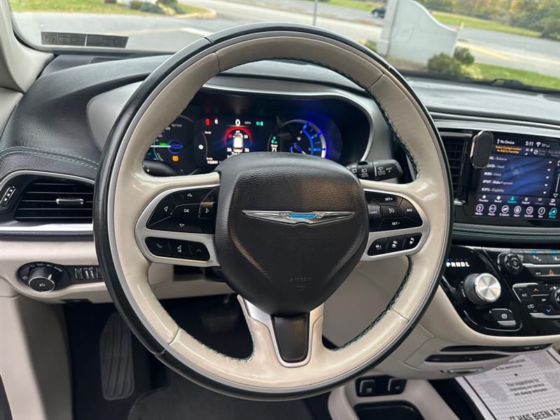 Chrysler Pacifica Hybrid Limited 2018