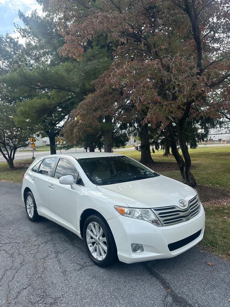 Toyota Venza LE I4 AWD 2012