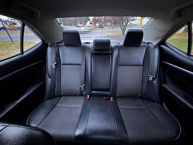 Toyota Corolla LE CVT 2015