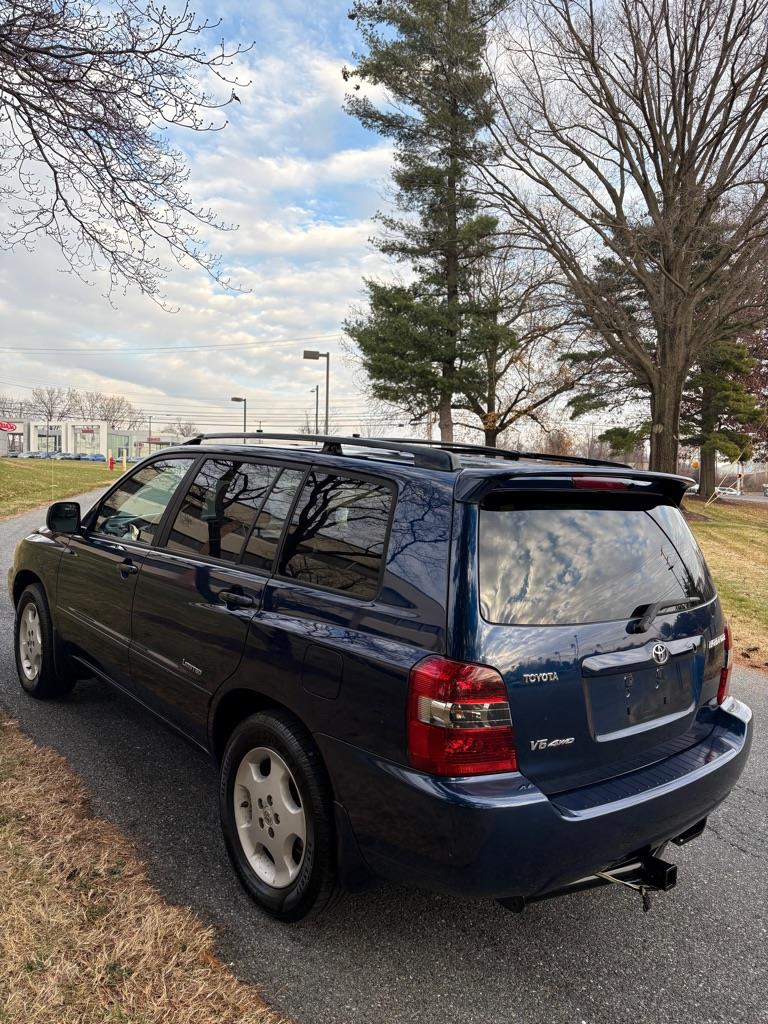Toyota Highlander Limited V6 4WD 2006