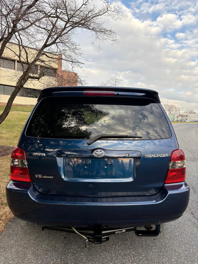 Toyota Highlander Limited V6 4WD 2006