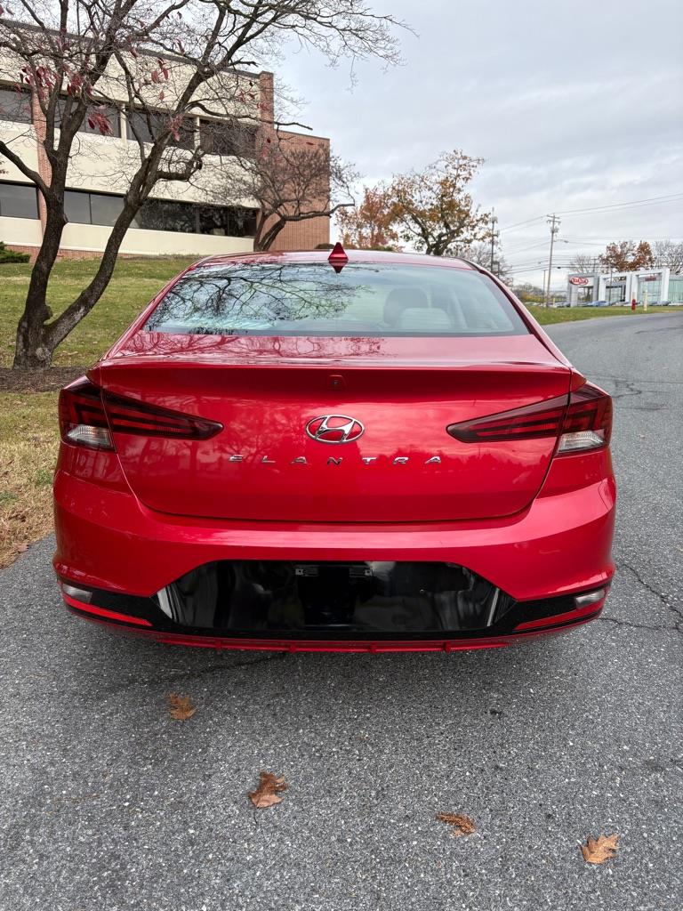 Hyundai Elantra Limited 2020