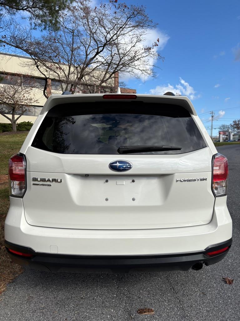 Subaru Forester 2.5i Limited 2017