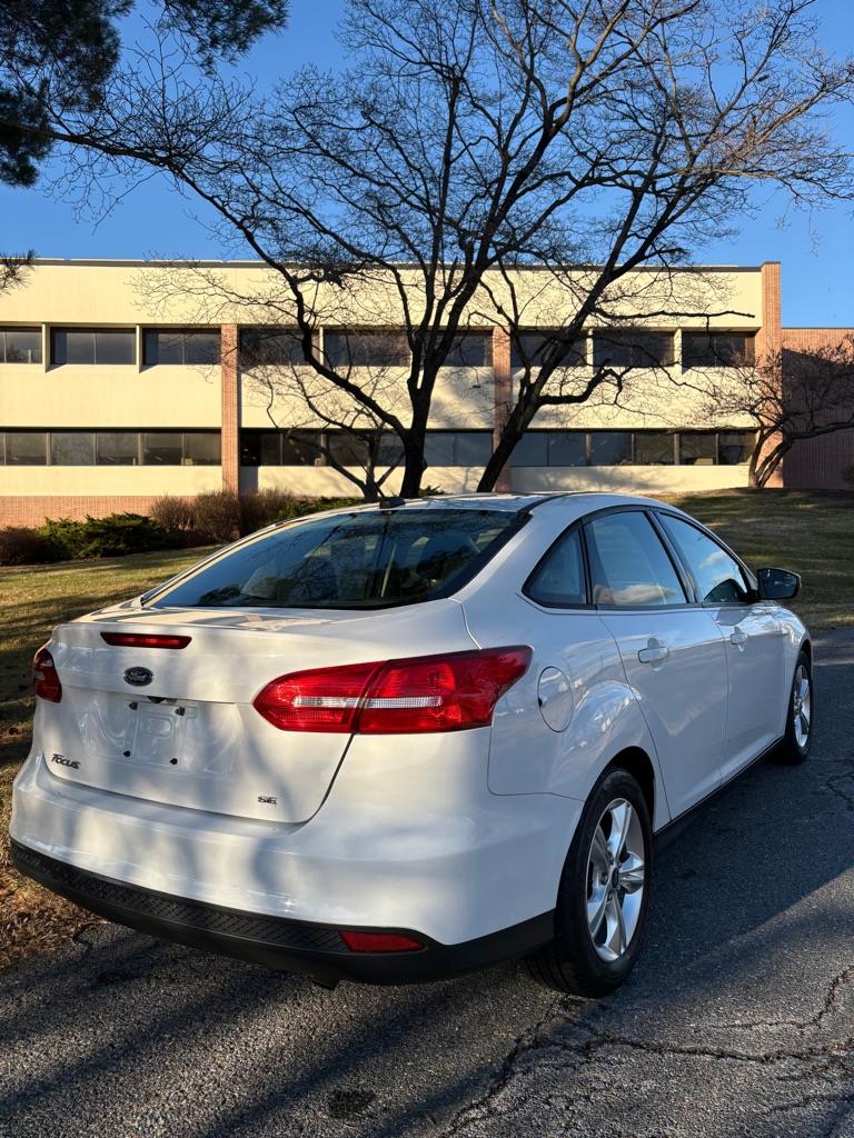 Ford Focus SE Sedan 2015