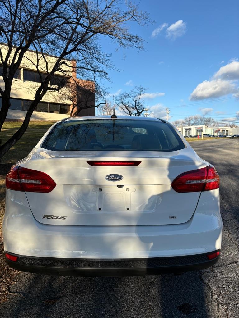 Ford Focus SE Sedan 2015
