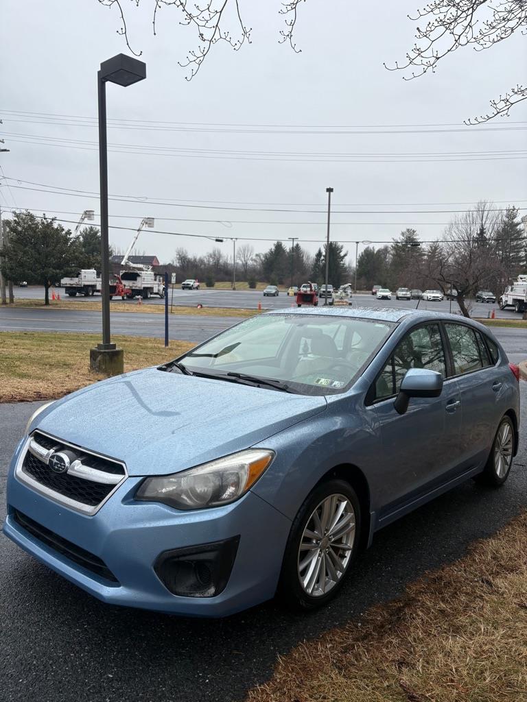 Subaru Impreza Premium Plus 5-Door+S/R 2012