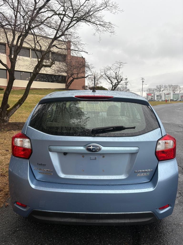 Subaru Impreza Premium Plus 5-Door+S/R 2012