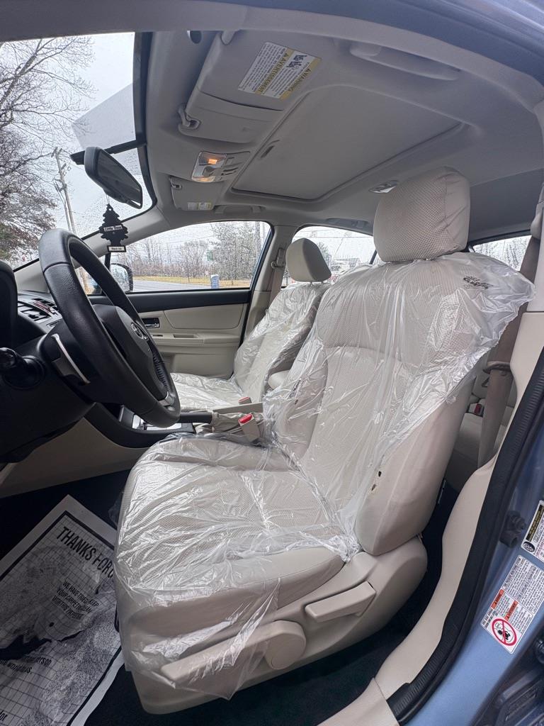 Subaru Impreza Premium Plus 5-Door+S/R 2012