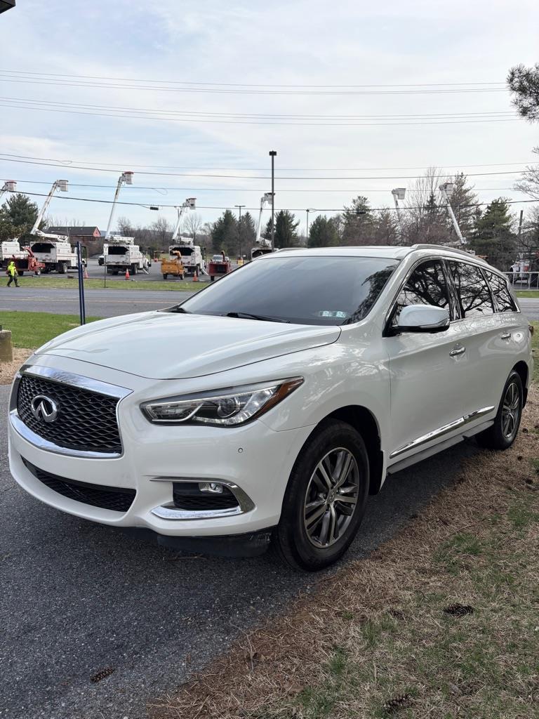 Infiniti QX60 Base AWD 2018