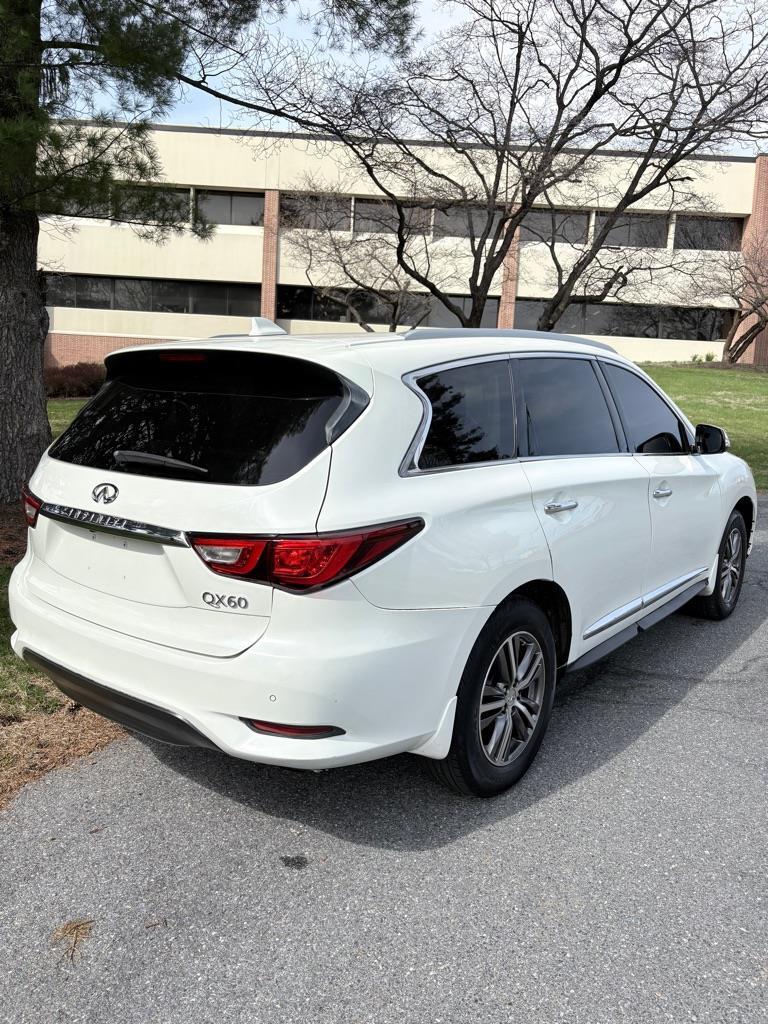 Infiniti QX60 Base AWD 2018