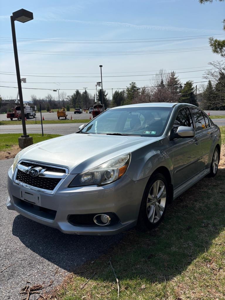 Subaru Legacy 2.5i Limited 2013