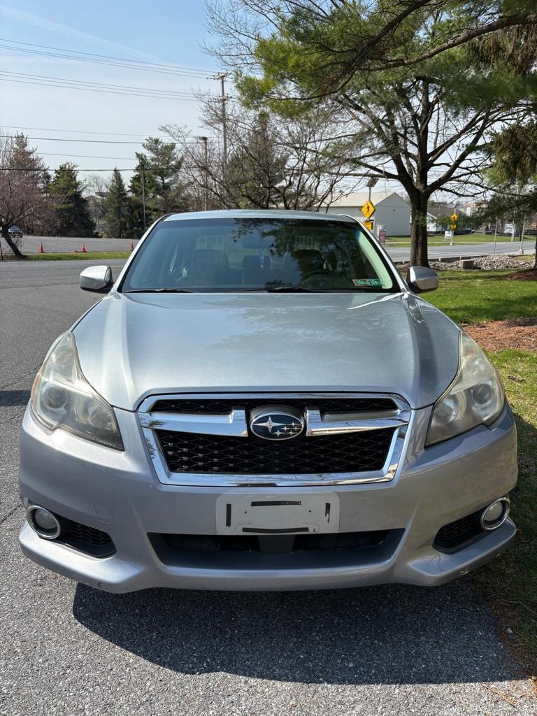 Subaru Legacy 2.5i Limited 2013
