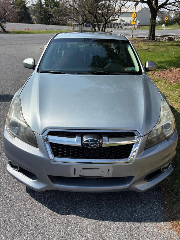 Subaru Legacy 2.5i Limited 2013