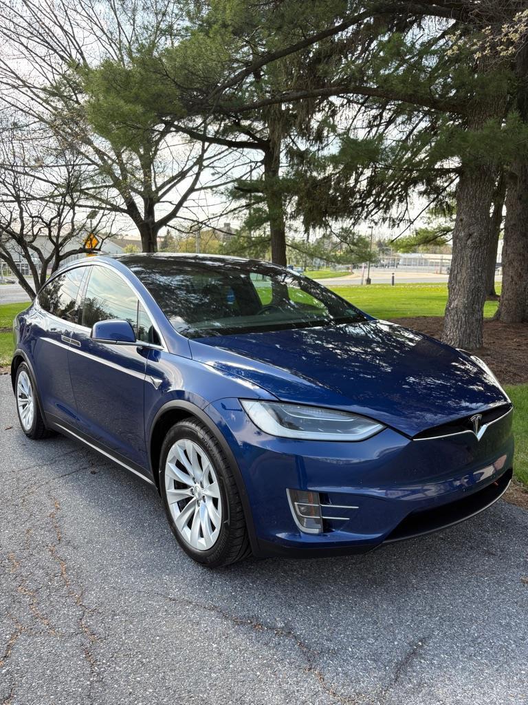 Tesla Model X 90D 2017