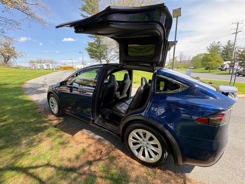 Tesla Model X 90D 2017