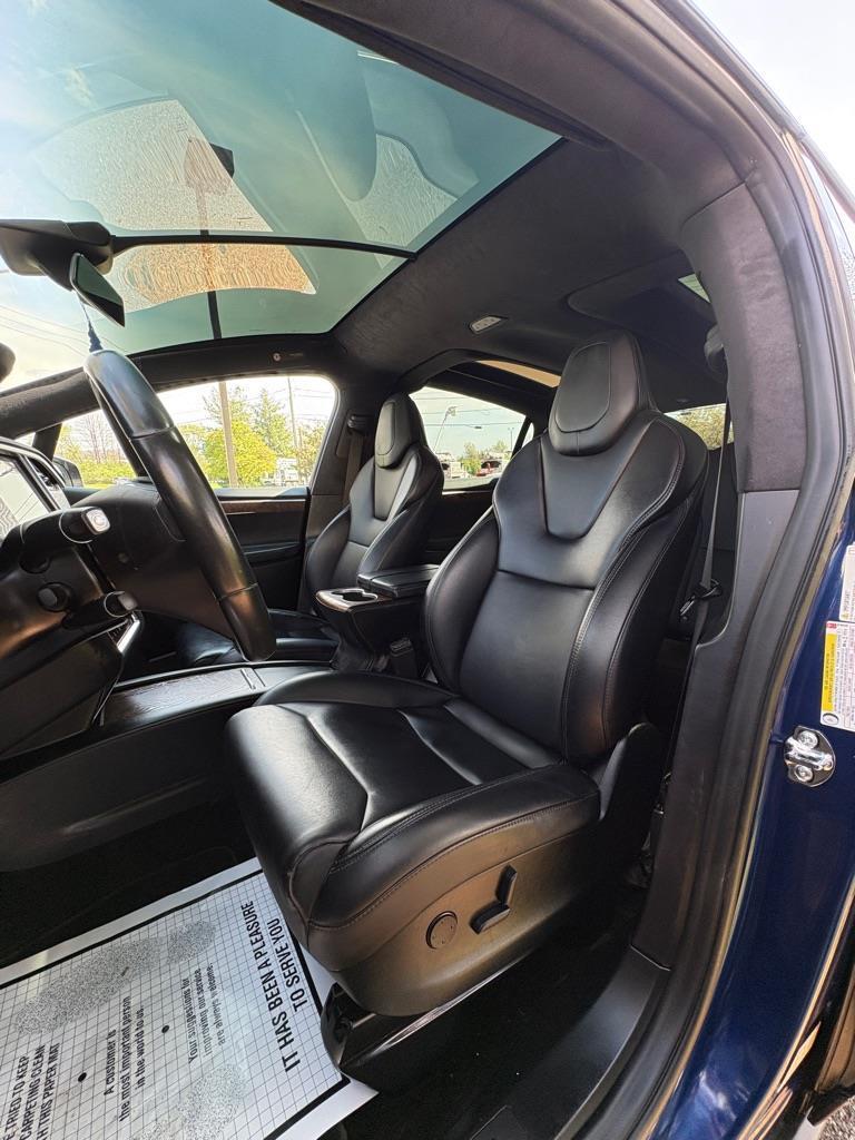 Tesla Model X 90D 2017
