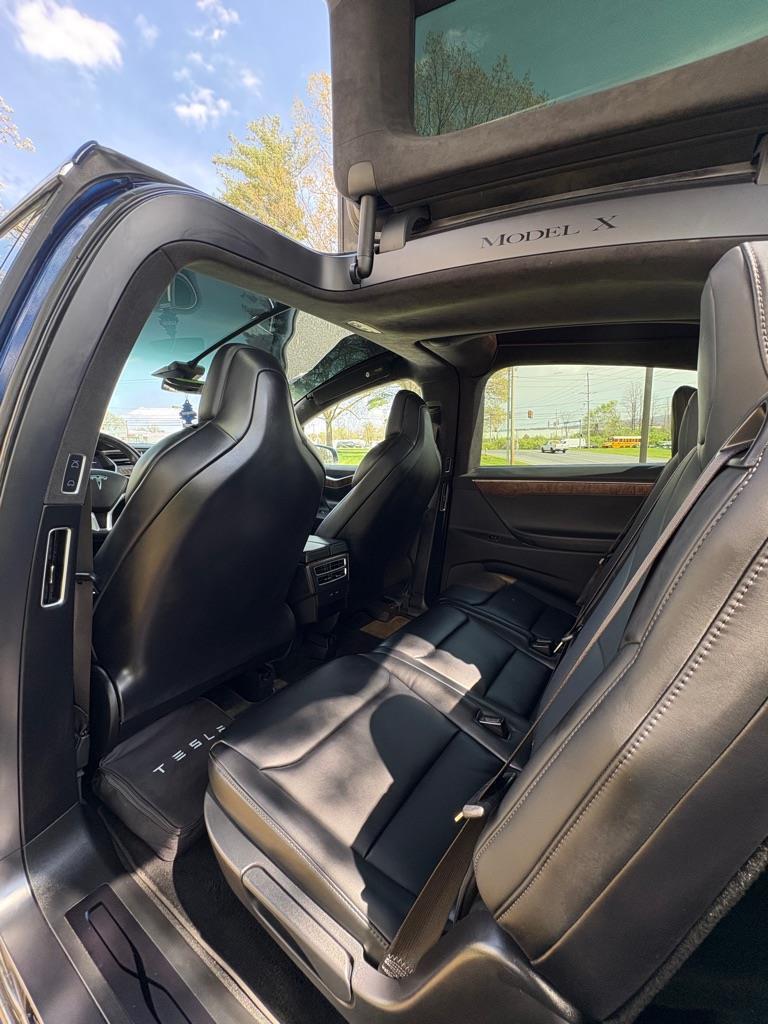 Tesla Model X 90D 2017
